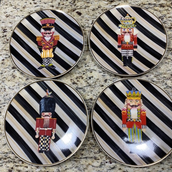 MacKenzie-Childs Nutcracker Whimsical New Bone China Dessert Plates Set of 4 NIB - Picture 4 of 6